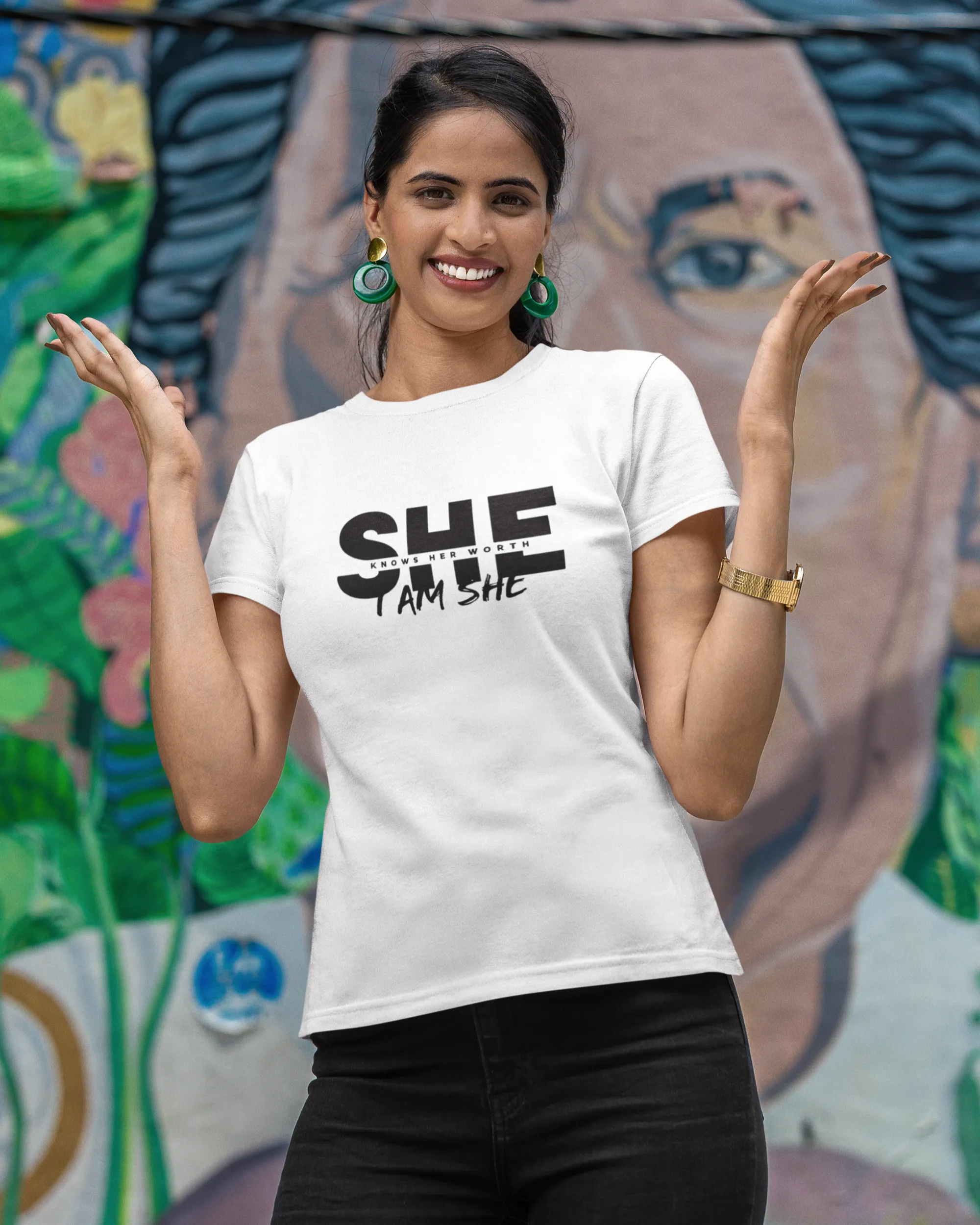 She Knows Her Worth I Am She Woman's T-Shirt